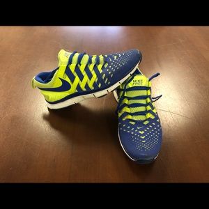 Nike Free Runs Men’s Size 12 Running Shoes